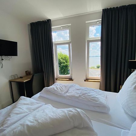 Homaris Strandhaus Blankenese ฮัมบูร์ก ภายนอก รูปภาพ